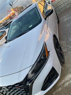 نيسان ألتيما